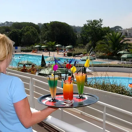 Üdülőpark Azureva