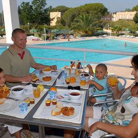 Azureva Village de vacances Fréjus